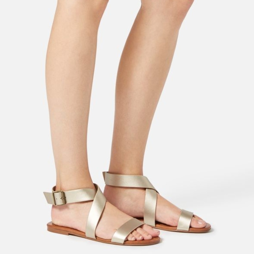 JustFab Gold Soleila Flat Sandal size 9 BNIB